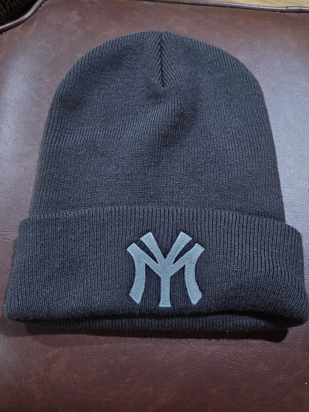 Grey Knit Beanie with Light Gray GET LOST brand New W/O Tags